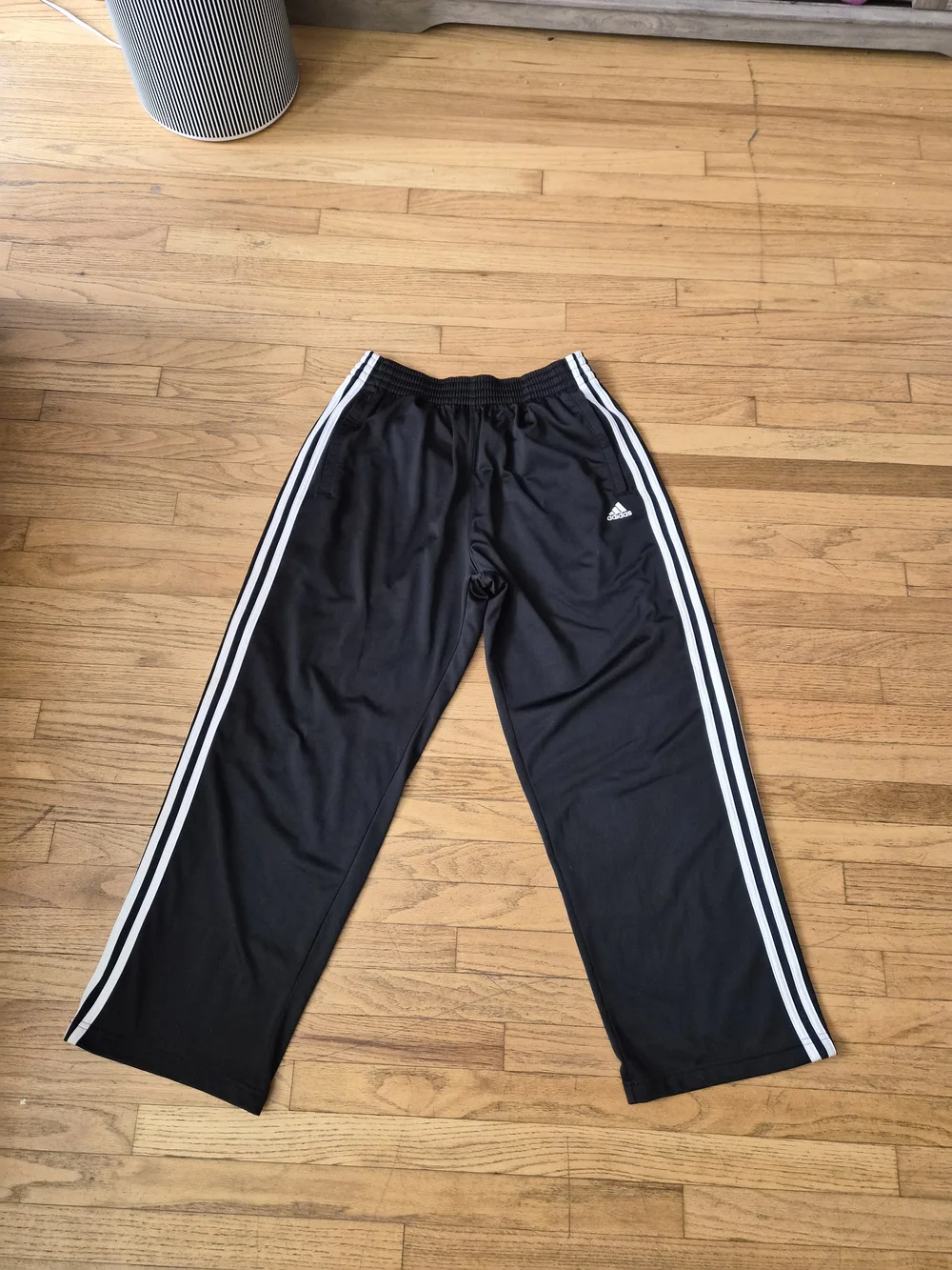 90s/Y2K Unisex Adidas Black & White Tear Away Snap Up Lined Track Pants Size S